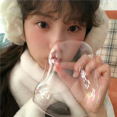 漂亮男孩直播中